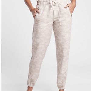 Athleta Cabo tide linen jogger - neutral camo 2